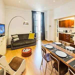 https://rome-unique-monti-apartment.it-romehotels.com